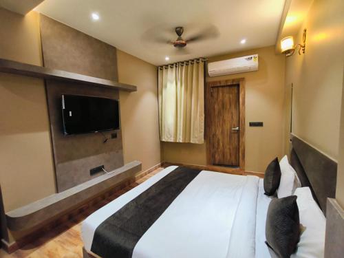 hotel maple residence