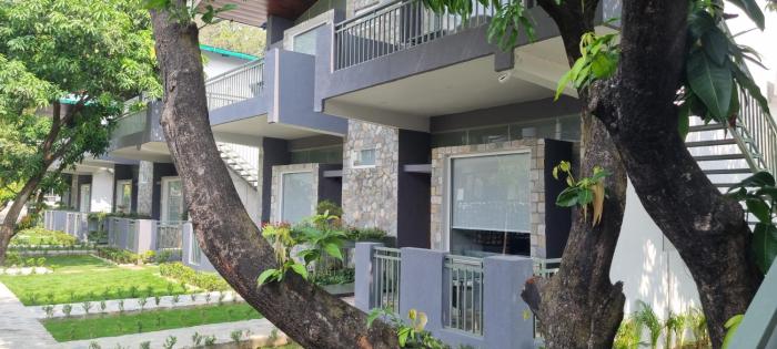 ravihans aranyam resort and restaurant