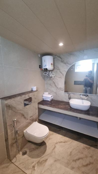 ravihans aranyam resort and restaurant