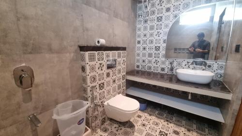 ravihans aranyam resort and restaurant