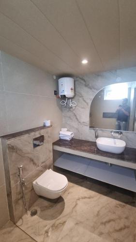 ravihans aranyam resort and restaurant