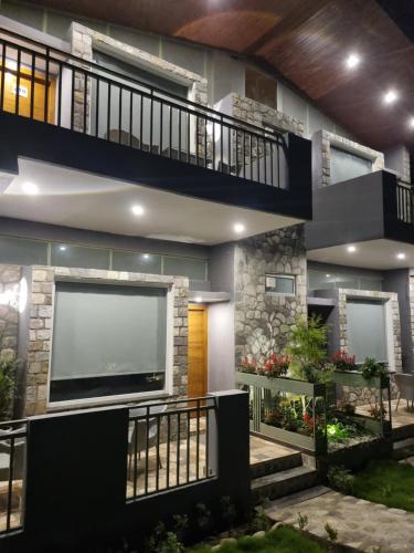 ravihans aranyam resort and restaurant