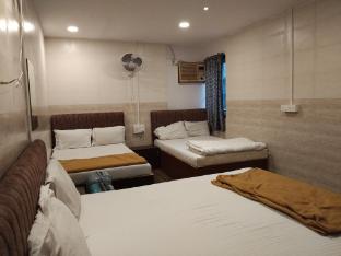 Hotel New Churchgate,,3 star