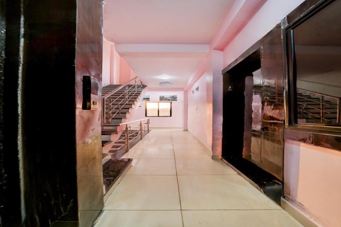 hotel o the shark palace