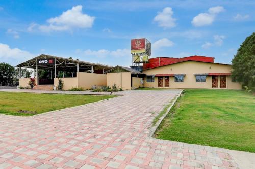 hotel o flora green lawn and resort