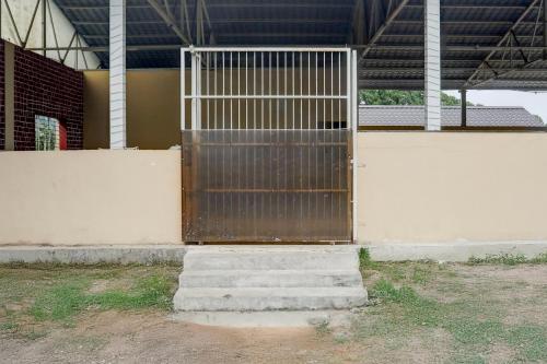 hotel o flora green lawn and resort