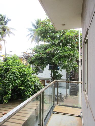 1 bhk apartment couple friendly