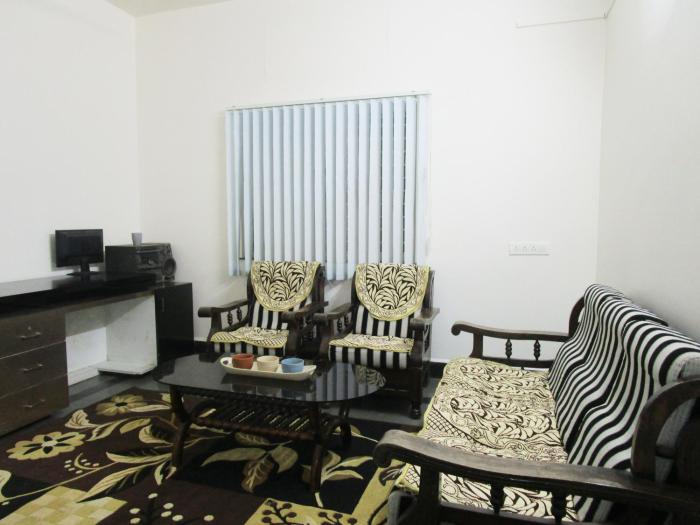 1 bhk apartment couple friendly