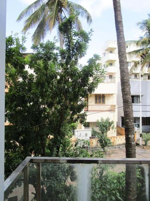 1 bhk apartment couple friendly
