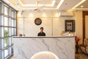 hotel pride and restaurant