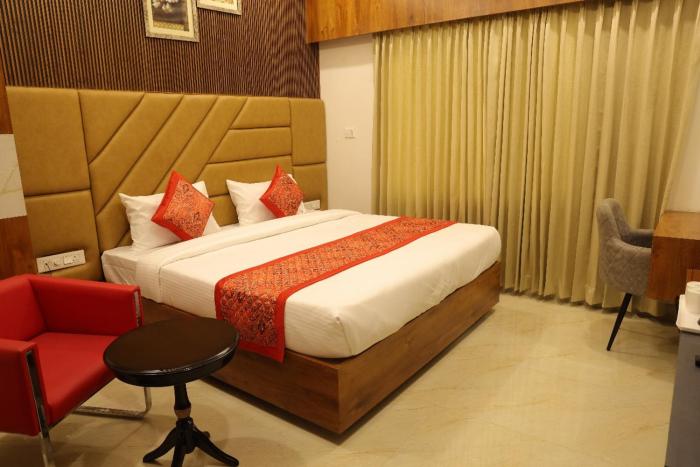 hotel pride and restaurant