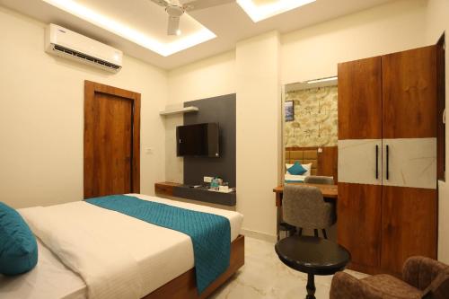 Hotel Pride & Restaurant,,3 star