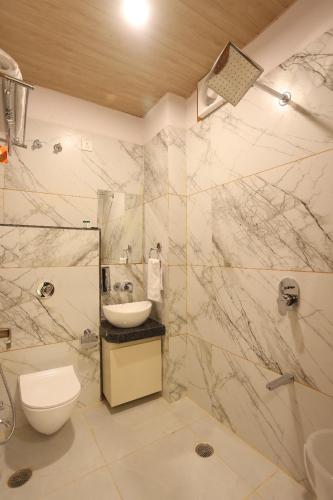 hotel pride and restaurant