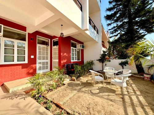 ganga moksha homestay