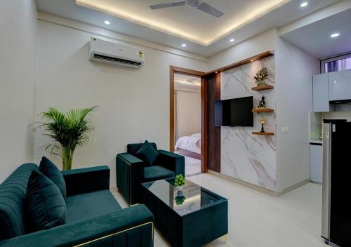 akshay residency