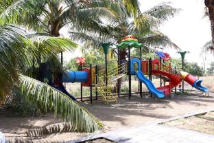 coconut lagoon agro resort