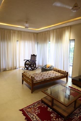 coconut lagoon agro resort