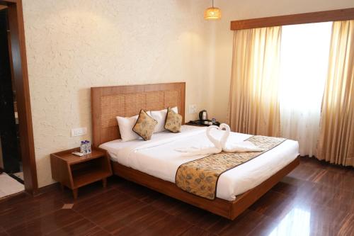 coconut lagoon agro resort