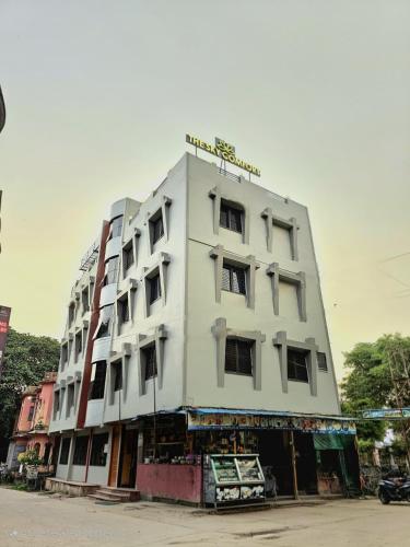 the sky comfort hotel brahm sambandh