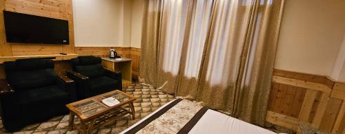 whistling wood by jai maa jwala groups