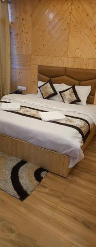 whistling wood by jai maa jwala groups