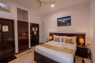 The Social Stays Bangalore,,2 star