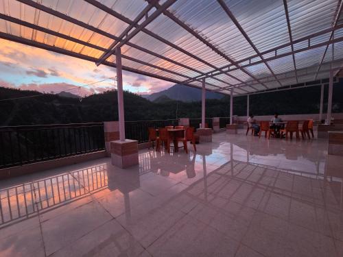 Hotel Vedic Alaknanda,,2 star