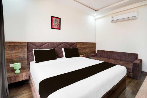 collection o taj nagri basai