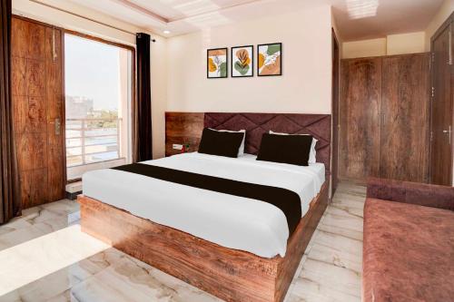 collection o taj nagri basai