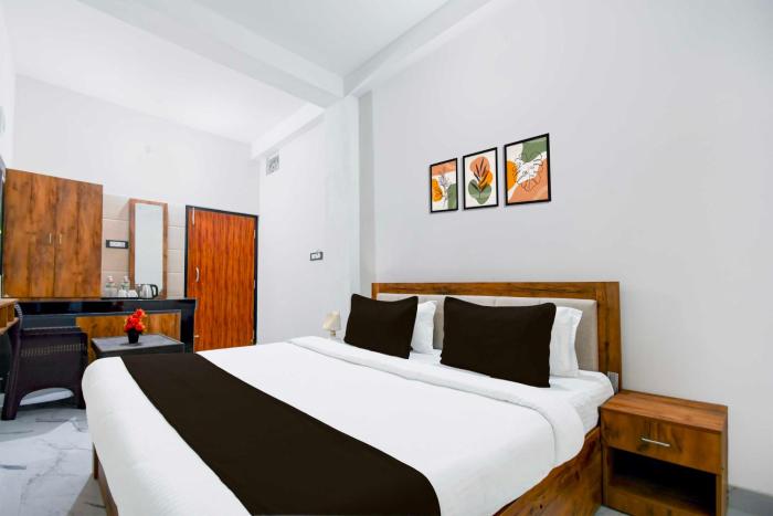 hotel o vip road near golden beach