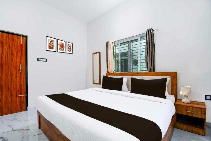 hotel o vip road near golden beach