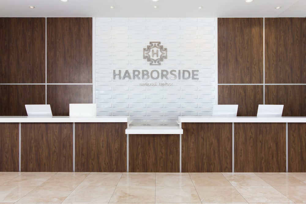 harborside hotel