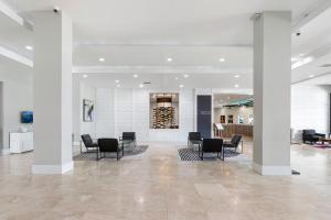 harborside hotel