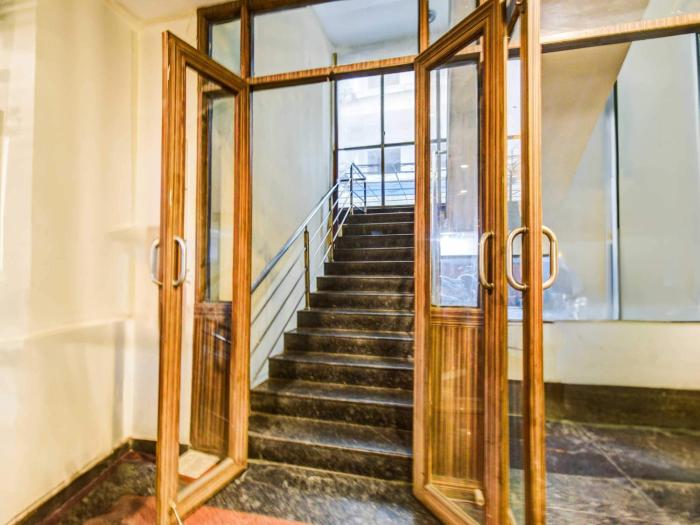 townhouse oak hyderabad lakdi ka pul metro station