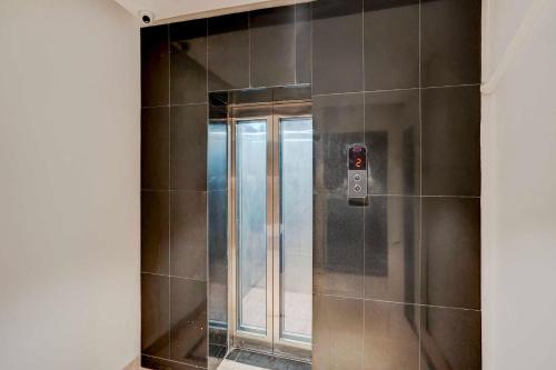 collection o karol bagh