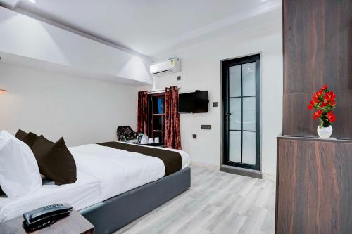 collection o karol bagh