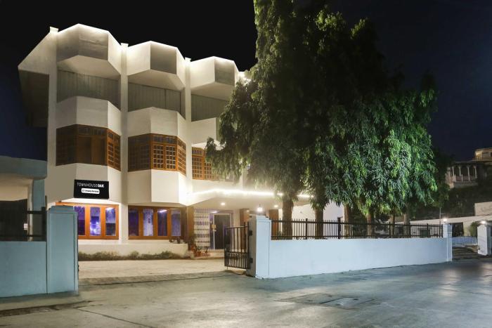 townhouse udaipur city palace