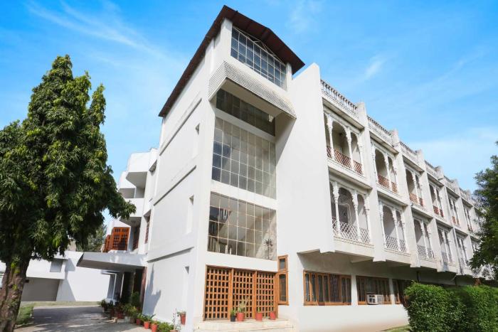 townhouse udaipur city palace