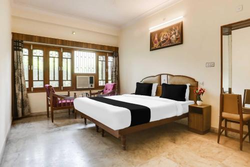 Townhouse Udaipur City Palace,,4 star