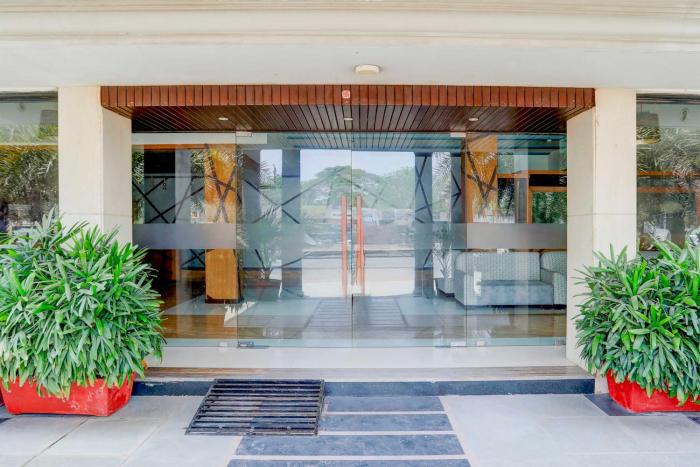 collection o gujarat anand city bus station