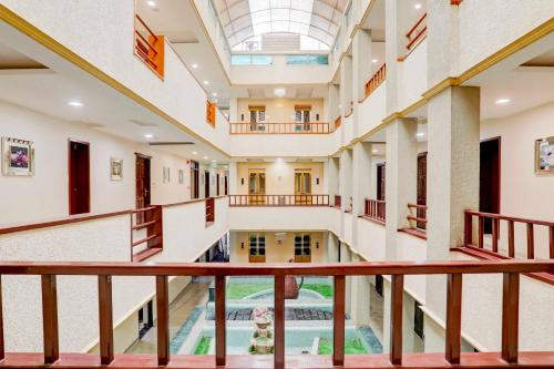 collection o gujarat anand city bus station