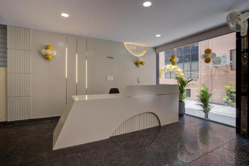 hotel well suites bangalore