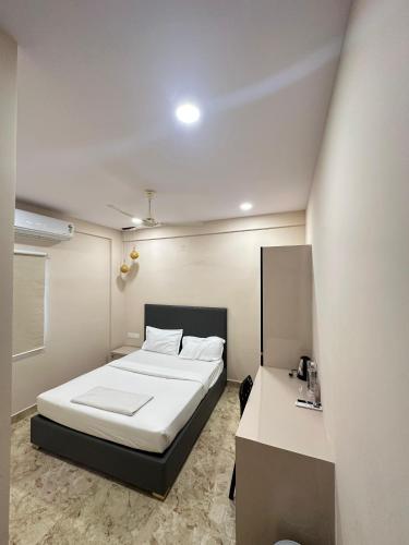 hotel well suites bangalore
