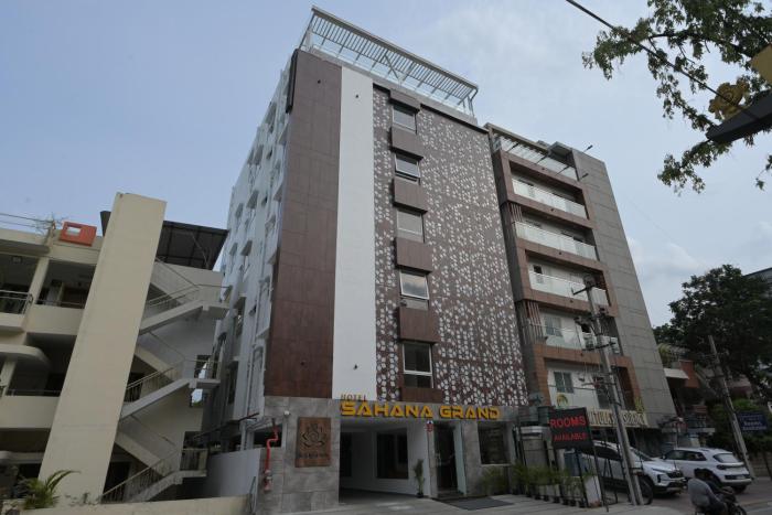 hotel sahana grand