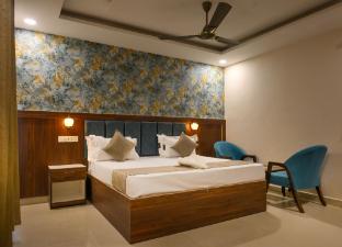 hotel akash residency
