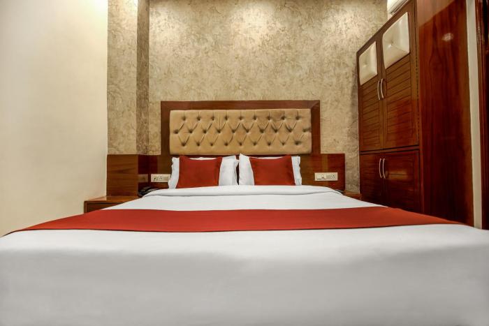 hotel rk residency opposite isbt sector 43 chandigarh