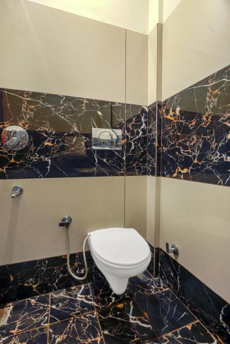 hotel rk residency opposite isbt sector 43 chandigarh