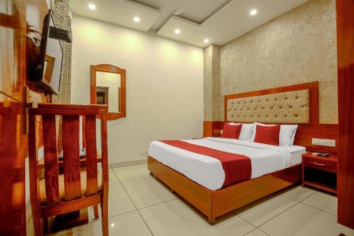 hotel rk residency opposite isbt sector 43 chandigarh