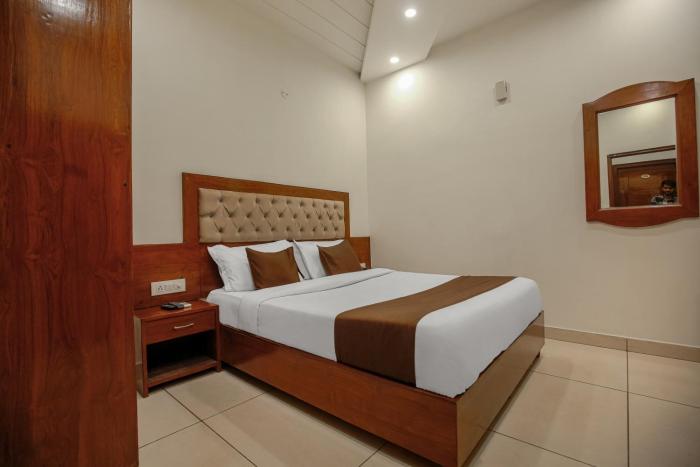 hotel rk residency opposite isbt sector 43 chandigarh