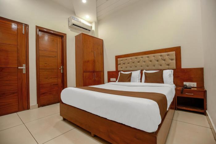 hotel rk residency opposite isbt sector 43 chandigarh